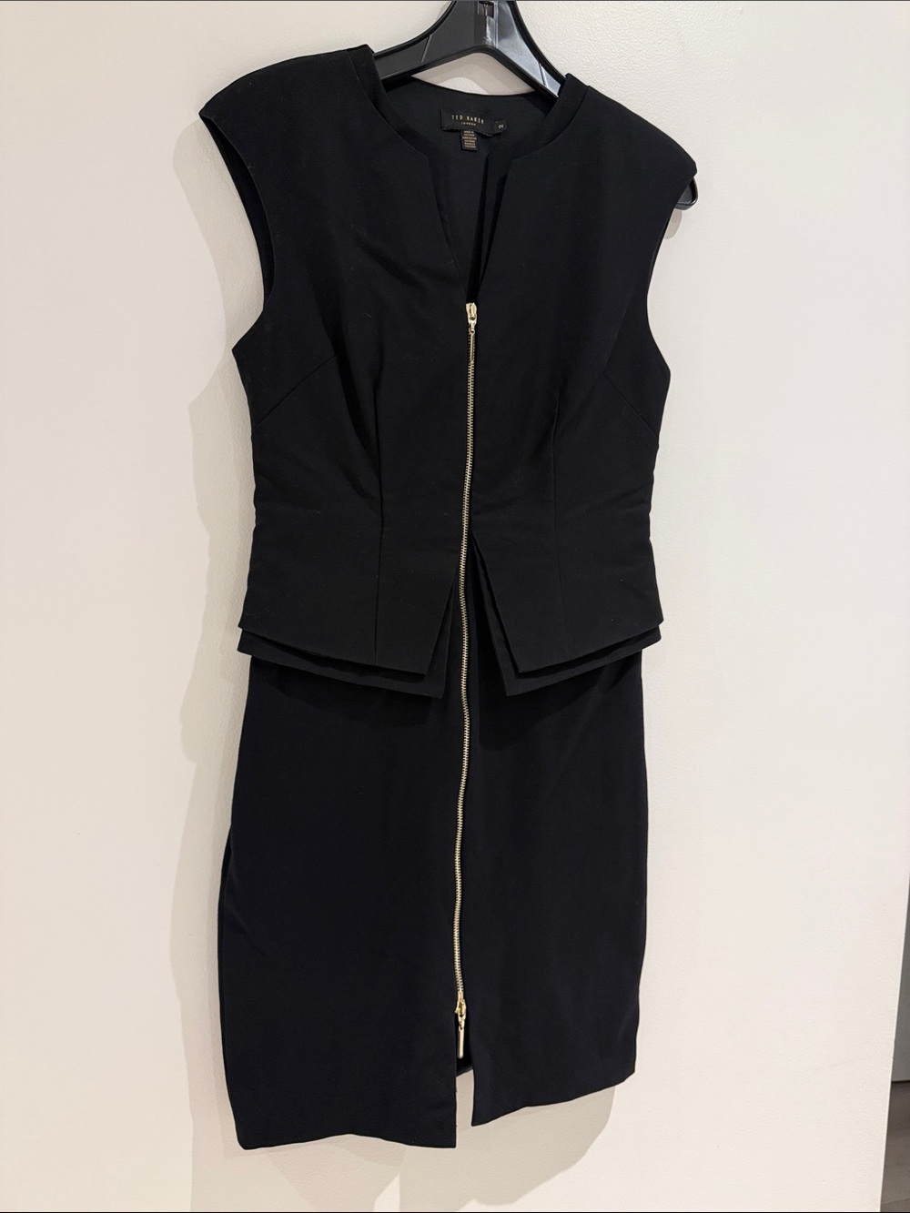 Ted Baker Black Sleeveless Zip Sheath Dress with Gold Hardware Size 2